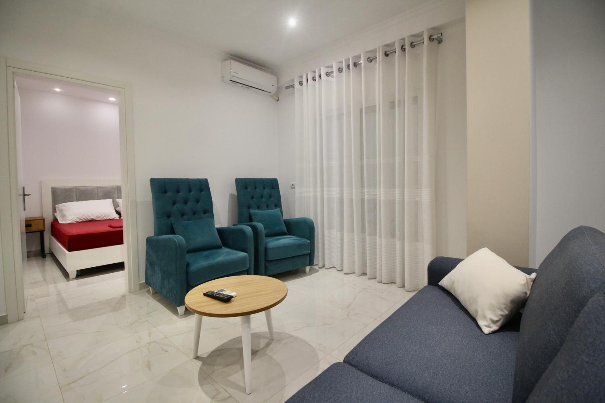 Sela Apartments Sarande Exterior photo